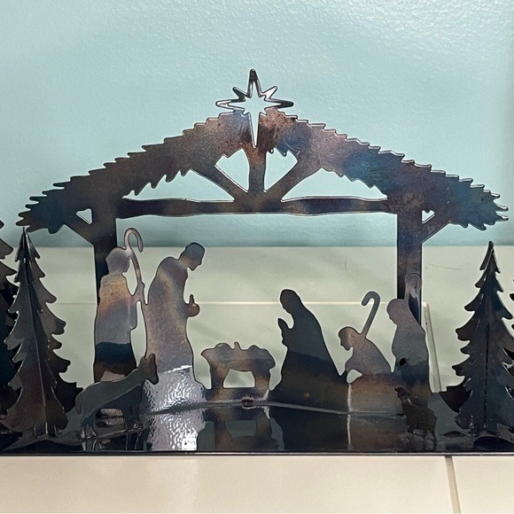 Unbranded Other - Metal Handcrafted Nativity Silhouette Christmas Decor Iridescent Mantle Holiday
